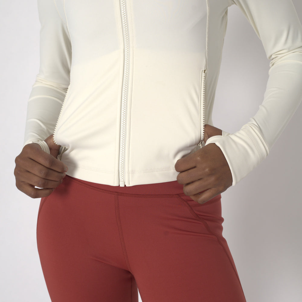 
                  
                    POWERFLOW CROPPED RUNNING JACKET OFF WHITE
                  
                