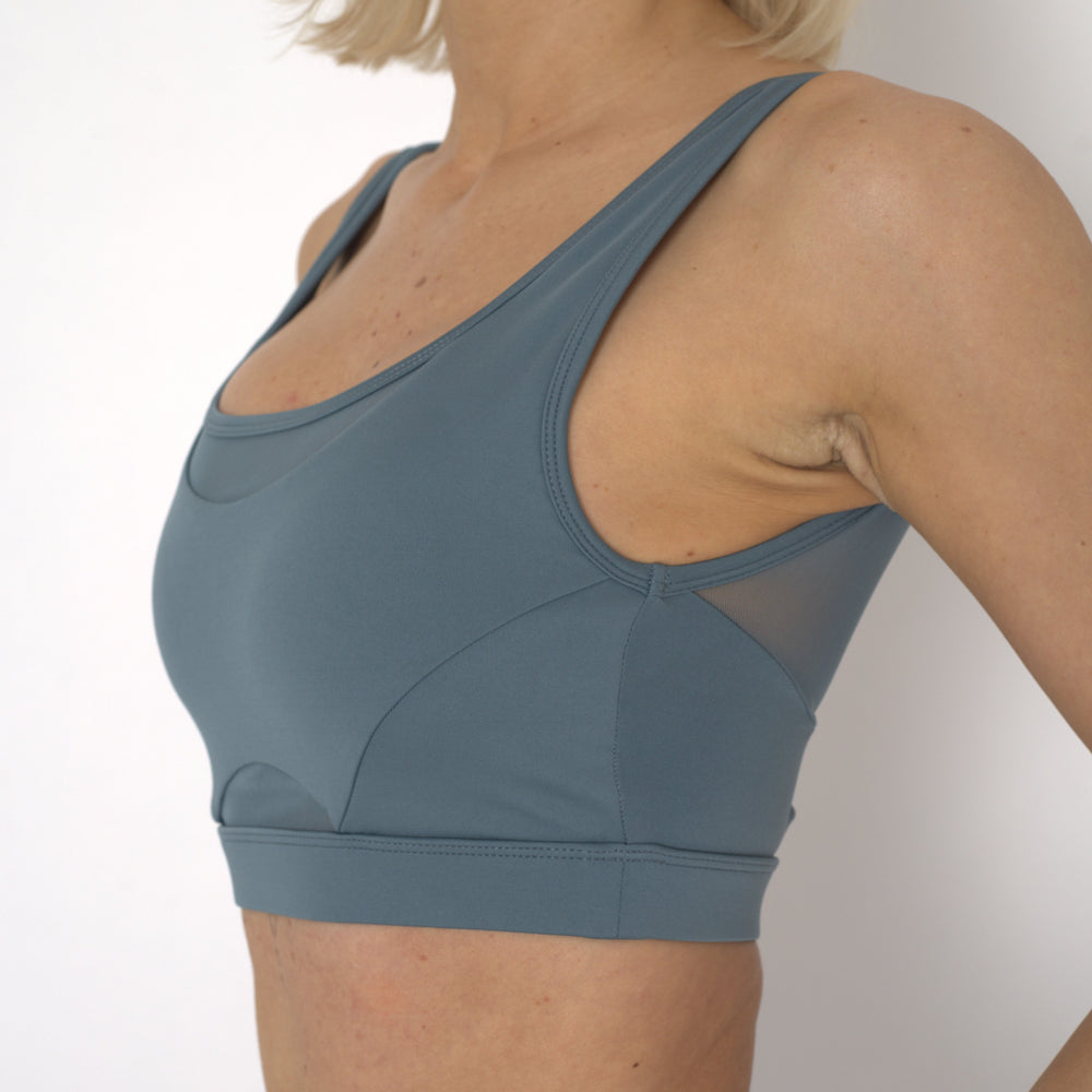 
                  
                    POWERFLOW MEDIUM SUPPORT SPORTS BRA SLATE BLUE
                  
                